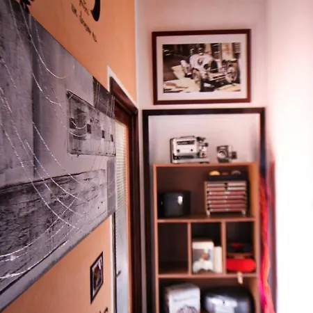 The House To The Walls *